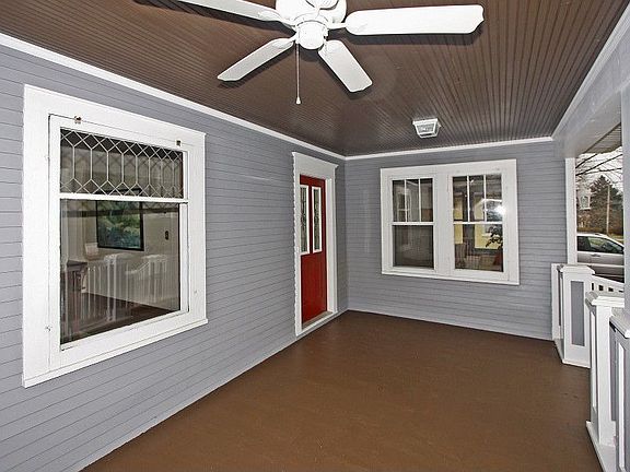 3rd image of 204 E Sunnyside Ave