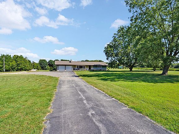 2nd image of 4967 E Farm Road 66