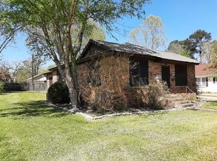 104 3rd St NW, Springhill, LA 71075