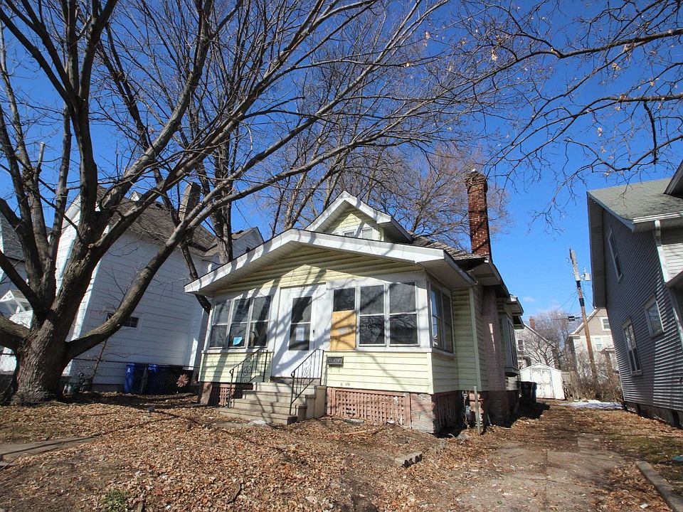1st image of 1717 Selby Ave