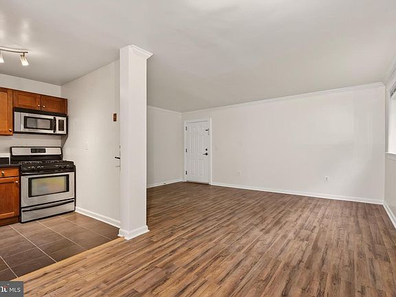 5th image of 3103 Naylor Rd SE APT 101