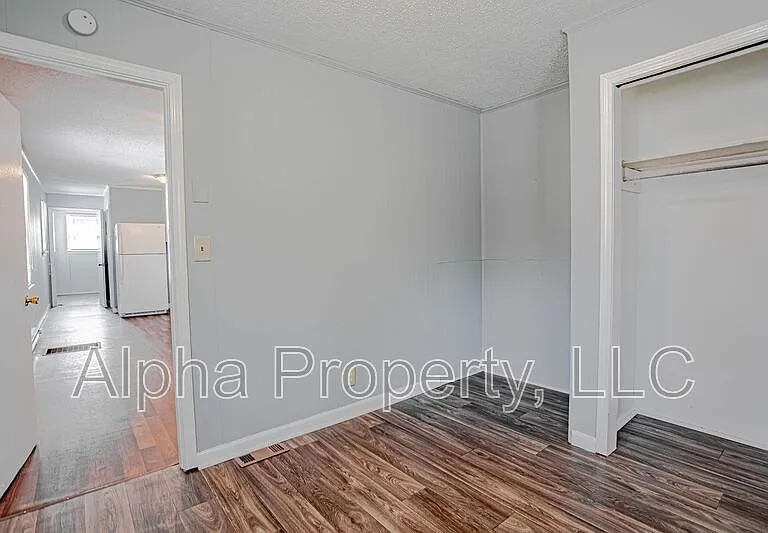 105 Foster Cir #7 — Photo 10