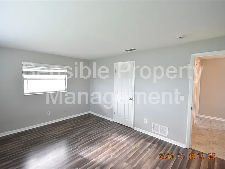 3273 Harbor Lake Dr — Photo 32