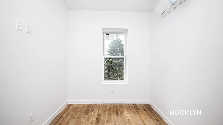 Rented by Nooklyn NYC LLC | media 30