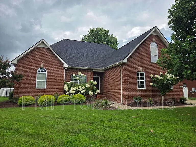 3606 Geneva Dr — Photo 1