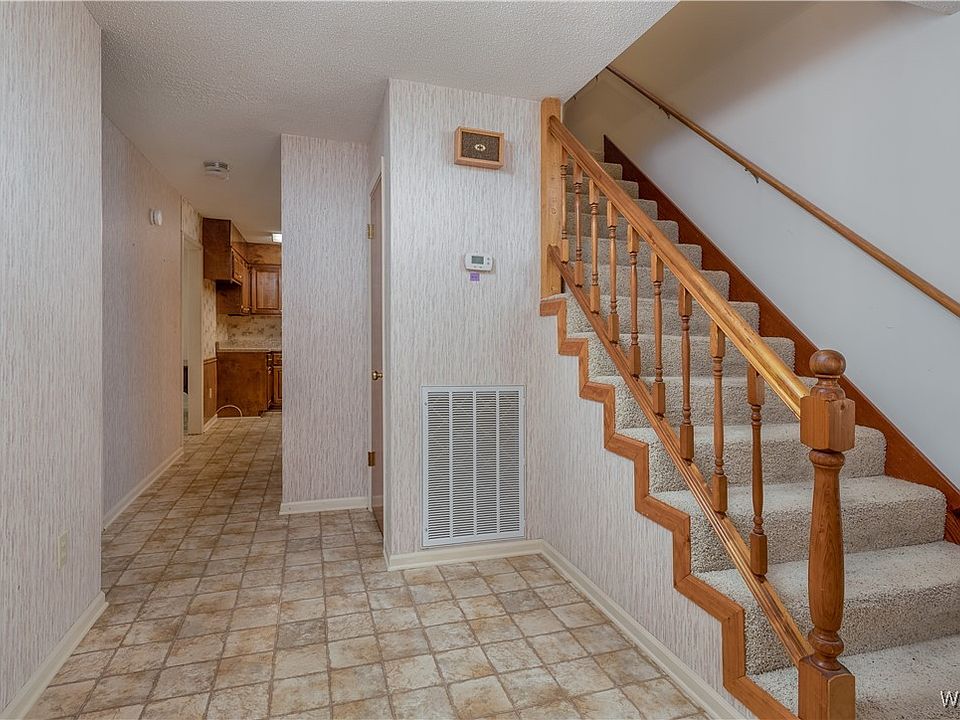 kiruakirua　0605 13116 Manor Dr, Mount Airy, MD 21771 | Zillow