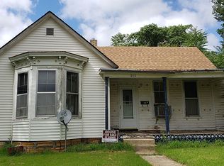 212 E Yauger St, Lincoln, KS 67455