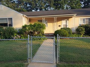 110 Central Ave, Deer Park, NY 11729