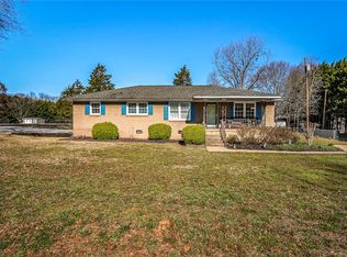 1503 Levis Smith Rd, Pendleton, SC 29670