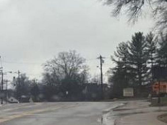 Exterior Neighborhood (street photo)