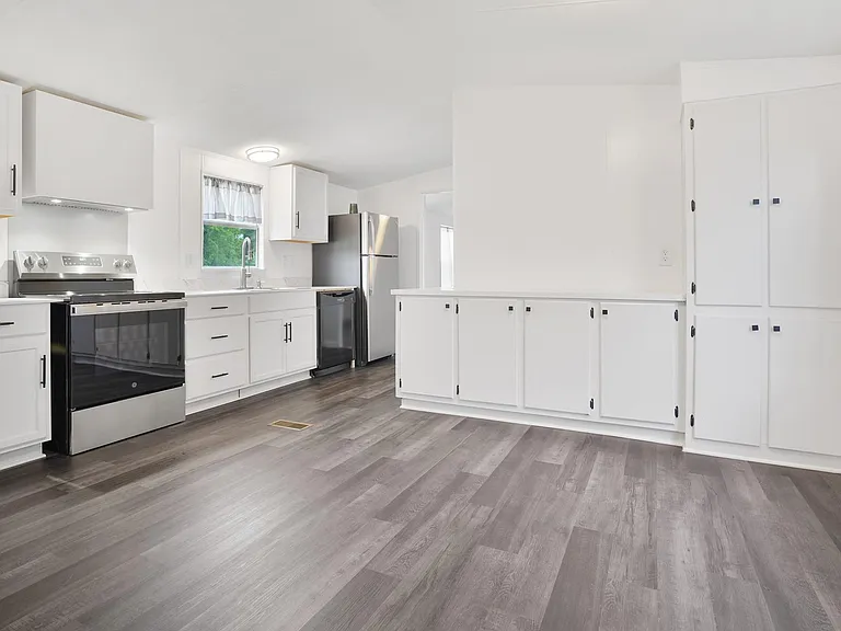 21950 Caney Dr — Photo 12