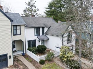 30 Farm Dr #30, Farmington, CT 06032