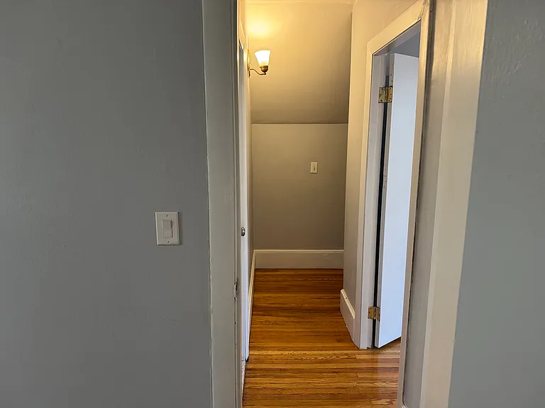 249 East St — Photo 14