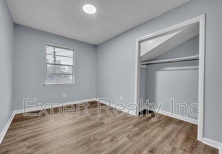 1256 15th St SW — Photo 12