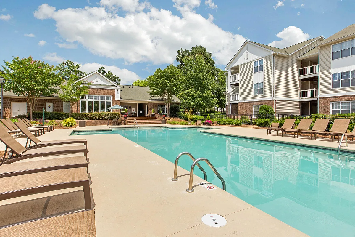 Building Photo - The Grayson Apartment Homes