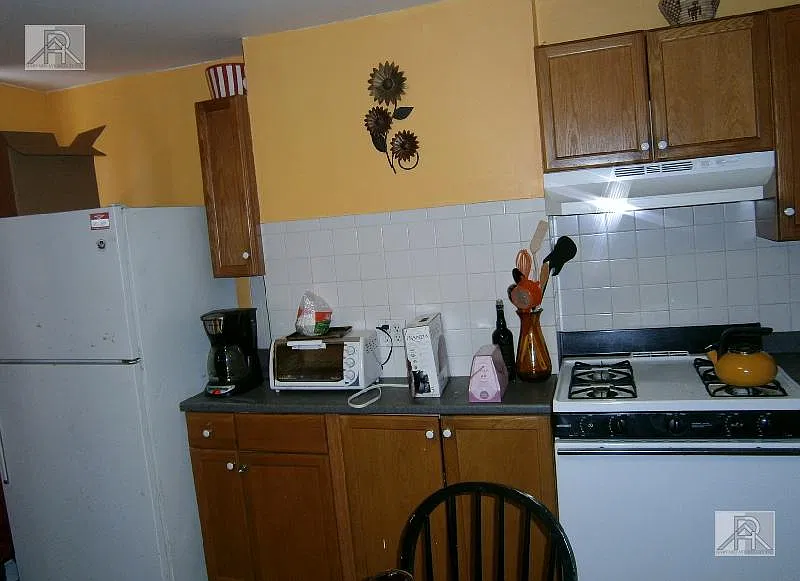 1 bed, 1.0 bath, $2,400 — Photo 2
