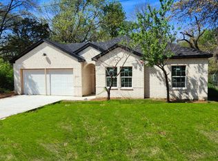 5305 Woodsboro Dr, Balch Springs, TX 75180
