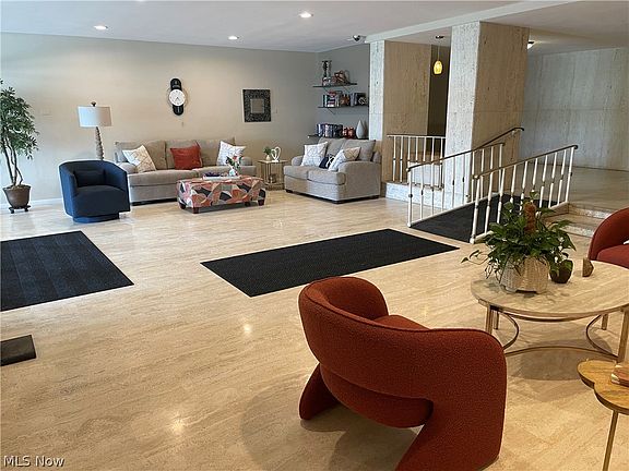 2nd image of 22655 Chagrin Blvd APT 307