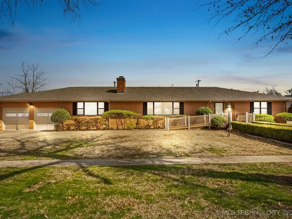 703 S Arthur Ave, Wagoner, OK 74467