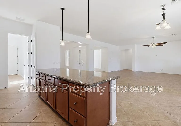 16192 W Berkeley Rd — Photo 12