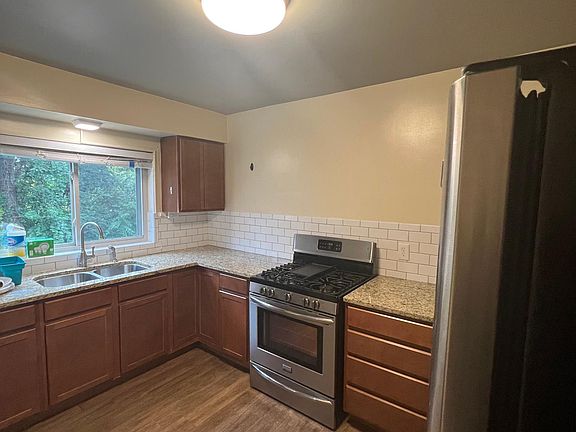 2nd image of 2772 Queen City Ave