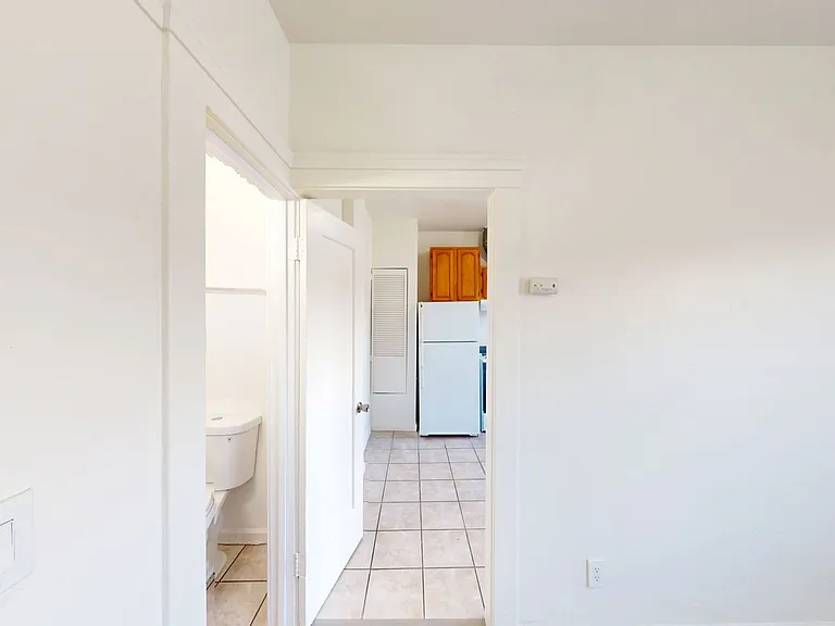 2605 High Street — Photo 7