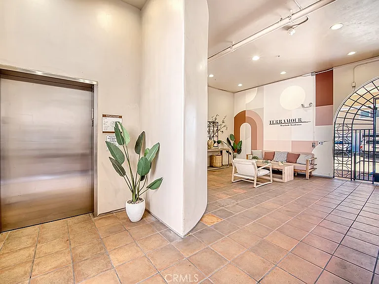 1520 El Camino Real #11 — Photo 33