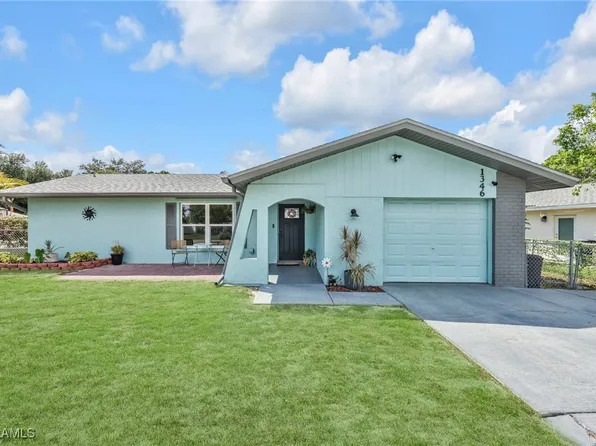 1346 Torreya Cir, North Fort Myers, FL 33917
