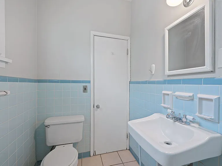 2549 University Ct #3 — Photo 9