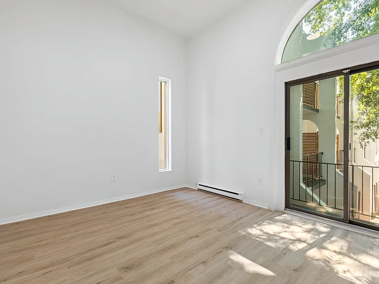 The Gallery Apartments — Photo 113