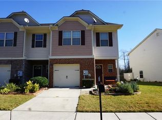 31 Burns View Ct, Lawrenceville, GA 30044