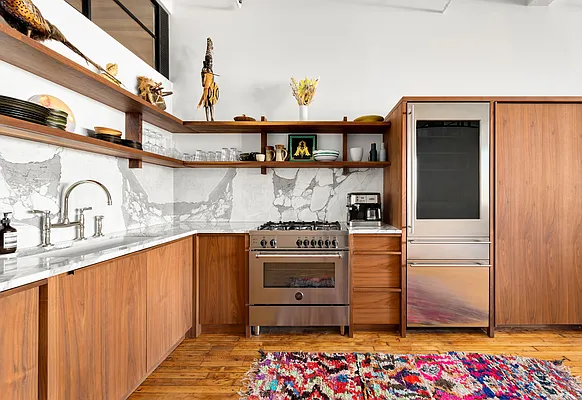 Sold by Compass | media 3
