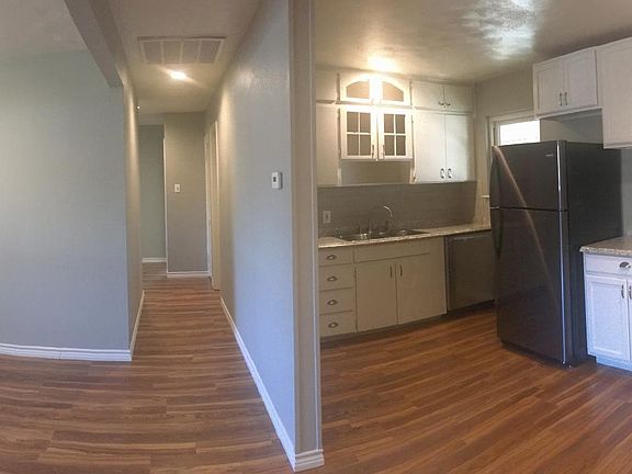 3rd image of 409 Byron St