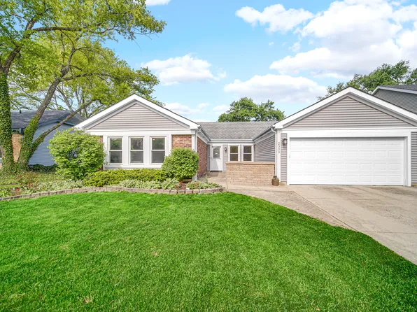 2300 Appleby Dr, Wheaton, IL 60189
