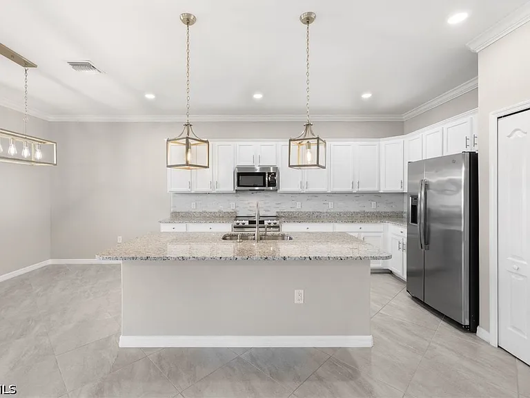 11884 Arbor Trace Dr — Photo 9