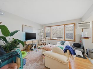 425 S Kenilworth Ave #1SW, Oak Park, IL 60302