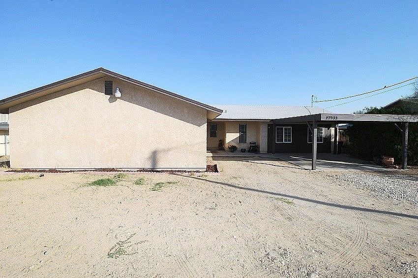 1st image of 27932 Ironwood Dr