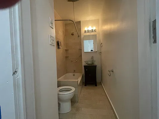 Rented by Compass | media 6