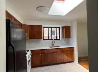 11915 28th Ave FLOOR 3, Flushing, NY 11354