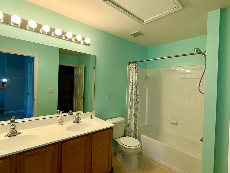 28 Abby Rd — Photo 12