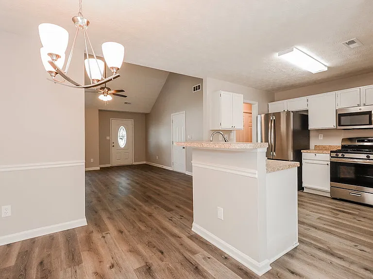 642 Beaver Run Trce — Photo 5