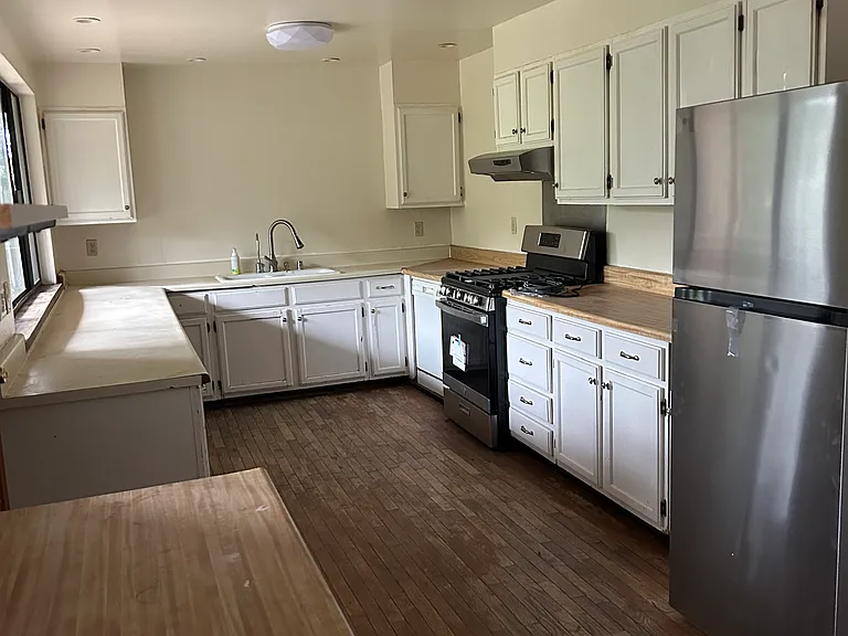 1200 Bear Creek Rd — Photo 3