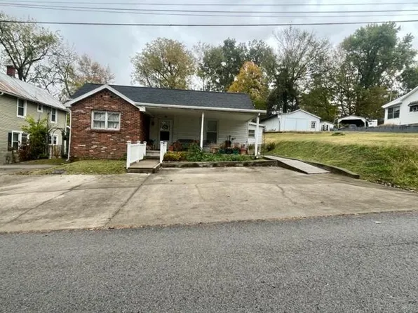 235 Grafton St, Junction City, KY 40440