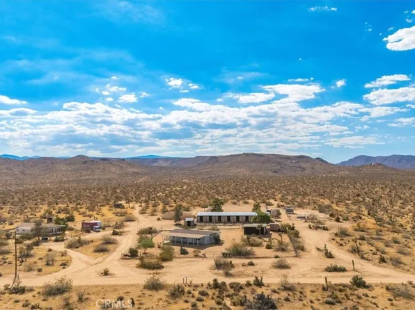 1090 Jemez Trl, Yucca Valley, CA 92284