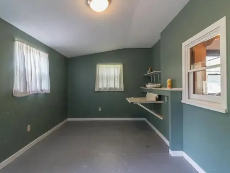 707 Liberty St — Photo 21