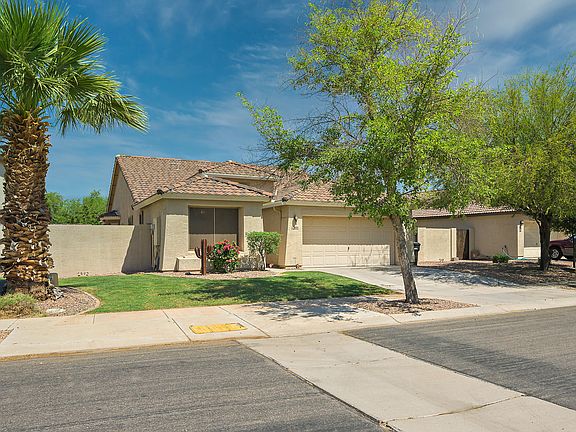 2nd image of 4084 E Los Altos Dr