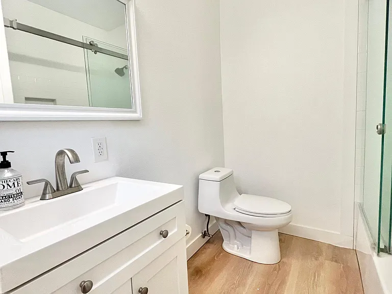 1053 De Garmo Dr — Photo 25