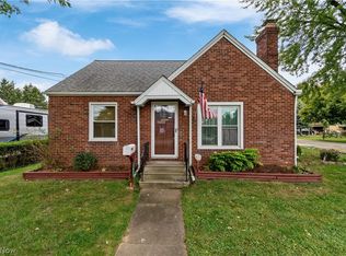 1451 Lakeside Ave NW, Canton, OH 44708