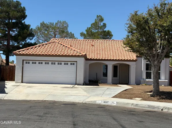 1625 Kings Rd, Palmdale, CA 93551