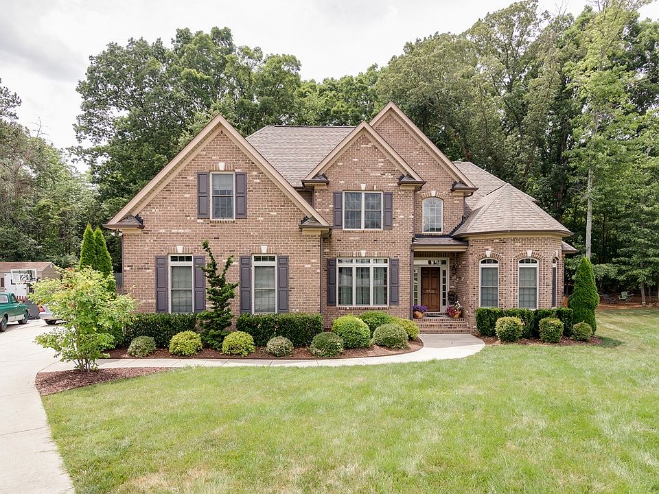 1st image of 7712 Cedar Chase Dr